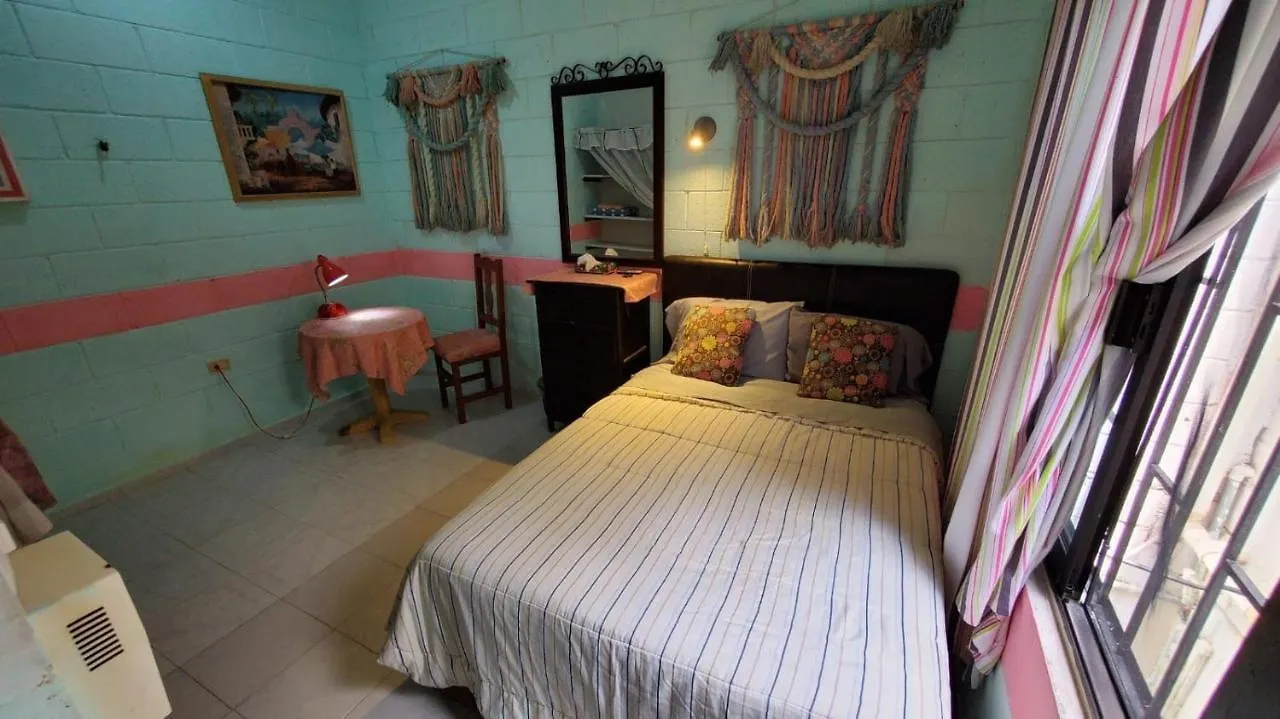Guest house El Hogar De Gloria Hotel Playa del Carmen Mexico